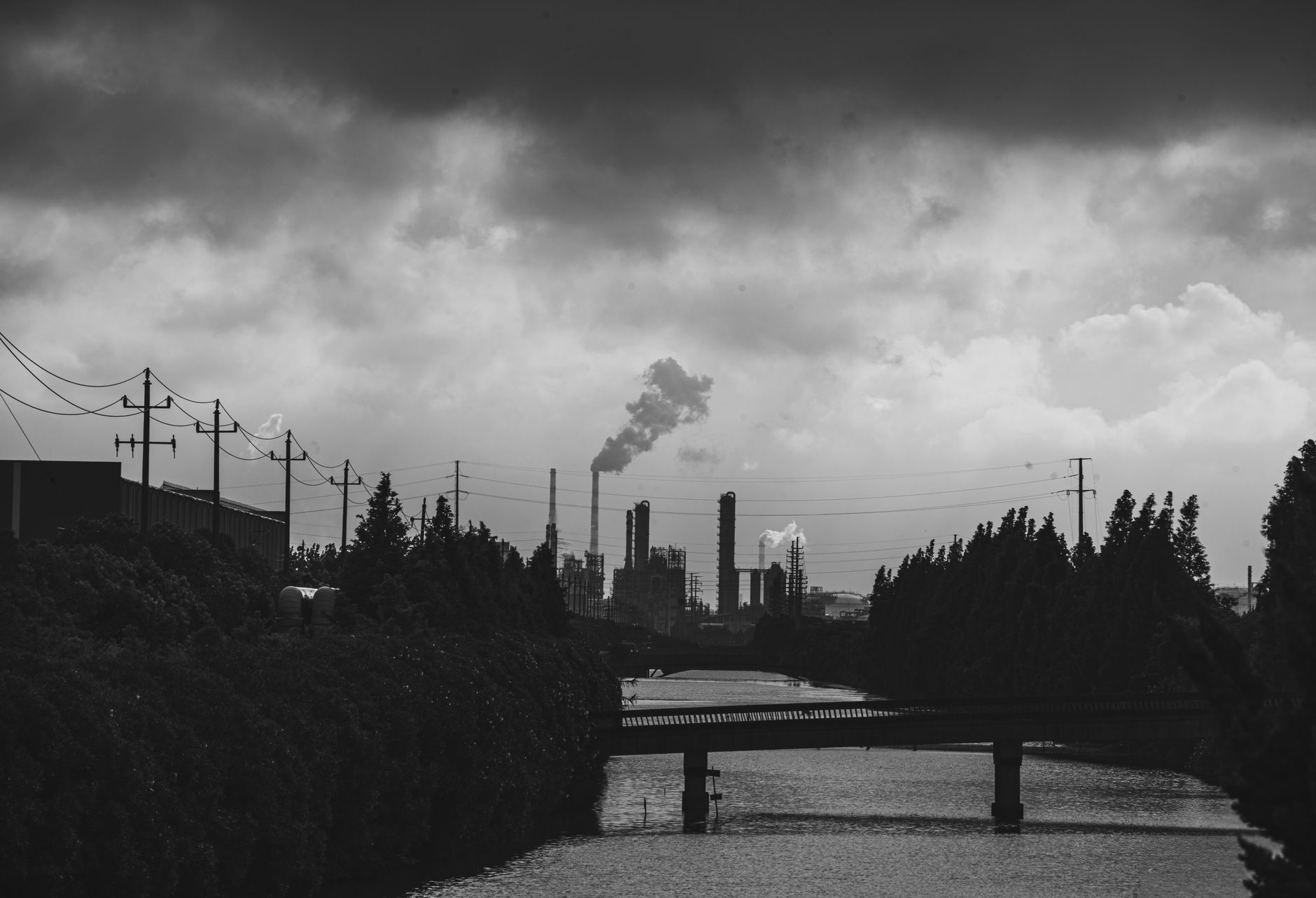 Daniel Dăianu avertizează: România riscă să piardă investiții din cauza energiei și a gestionării defectuoase