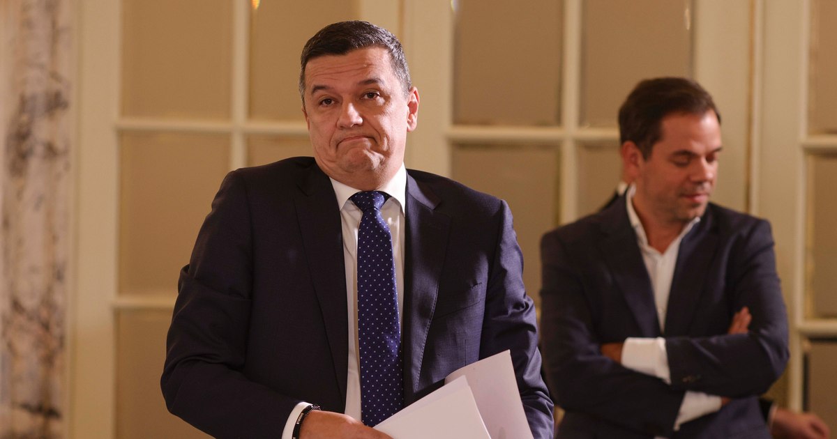 PSD anunță intrarea la guvernare în Cabinetul Niculescu. Grindeanu a avertizat viitorii miniștri