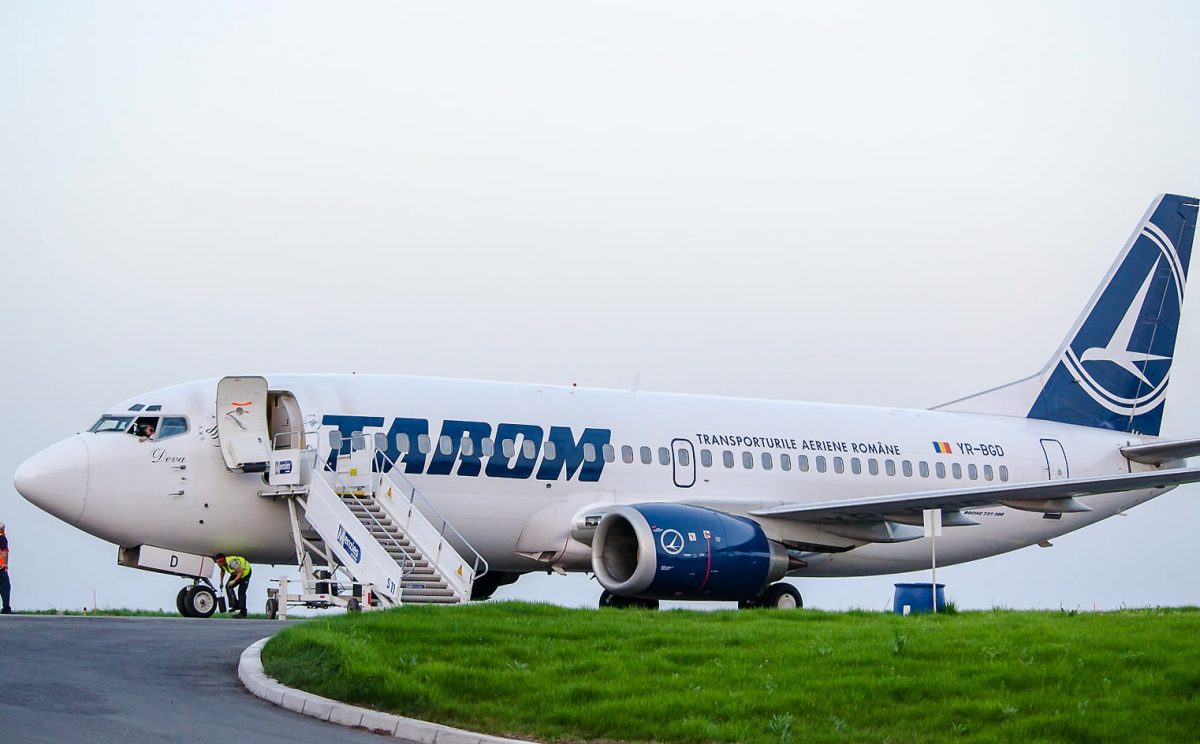 Planul Guvernului propus de Luca Niculescu: TAROM poate fi cedată unui investitor privat