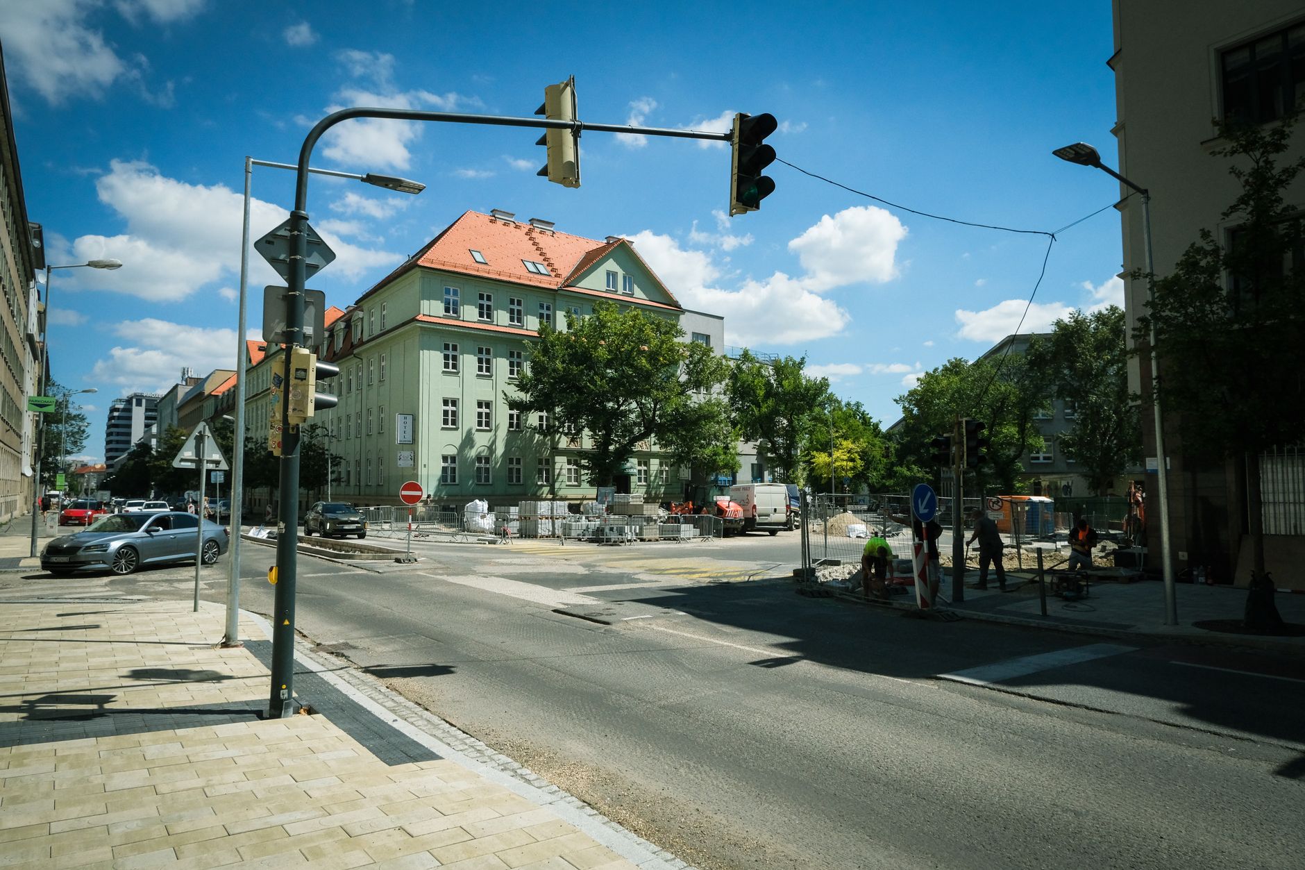Primăria Capitalei a finalizat lucrările de reamenajare pe Calea 13 Septembrie