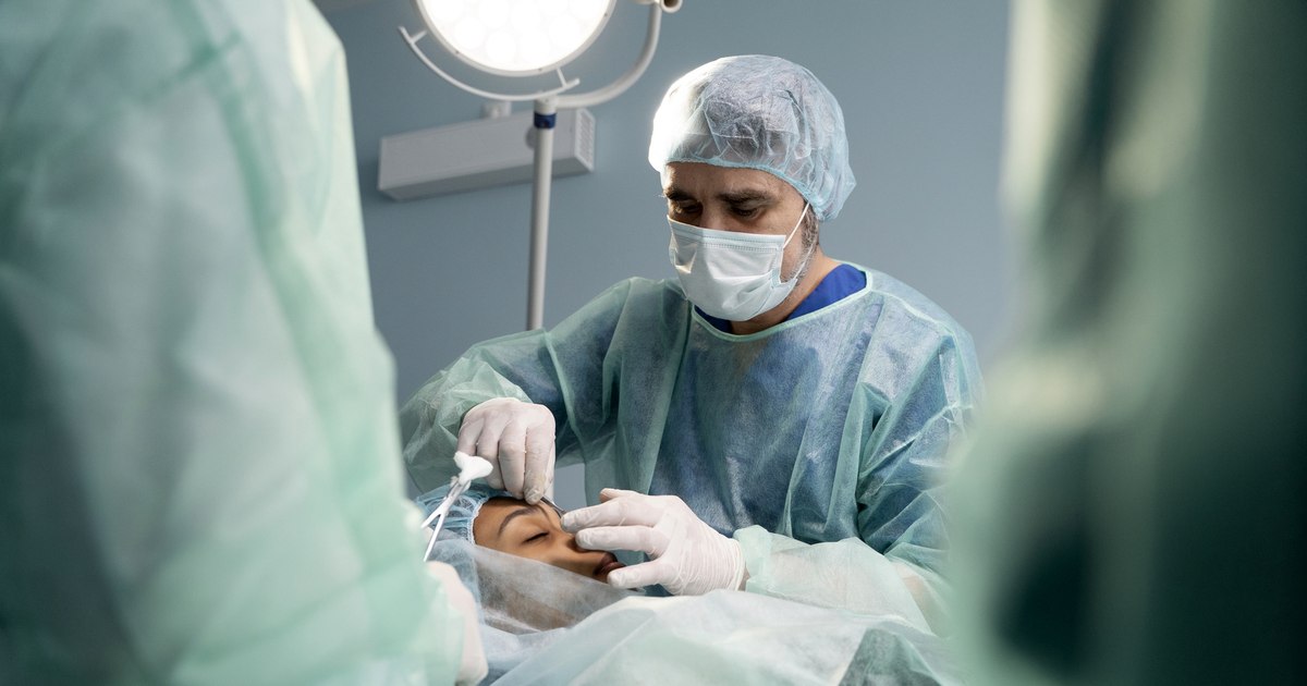 Caz medical rar: un adolescent din India a crescut un dinte deasupra ochiului