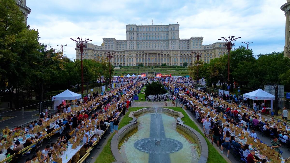 Masa Care Unește a strâns peste 100.000 de euro pentru construcția unui spital de psihiatrie pediatrică