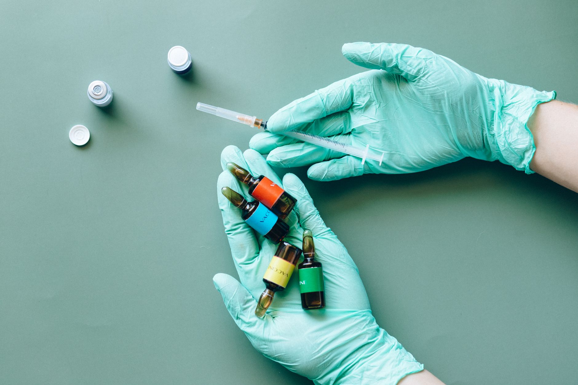 Ministerul Sănătății anunță disponibilitatea a patru vaccinuri pentru prevenirea gripei sezoniere