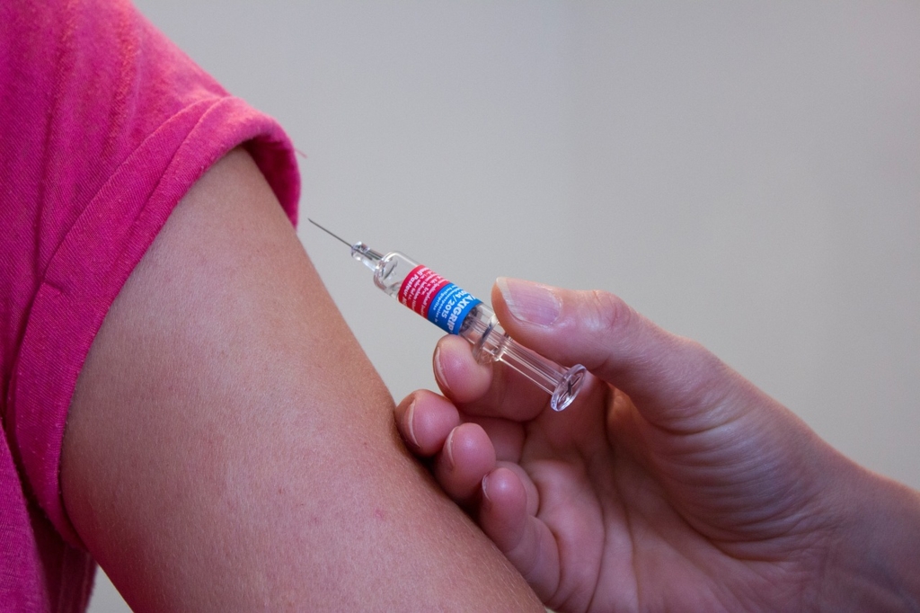 Ministerul Sănătății anunță livrarea a peste 350.000 de doze de vaccin antigripal săptămâna viitoare