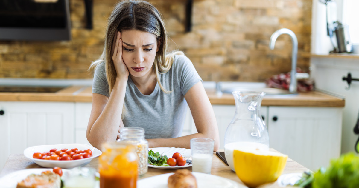 Fenomenul „food noise” poate îngreuna controlul greutății: ce este și cum se gestionează