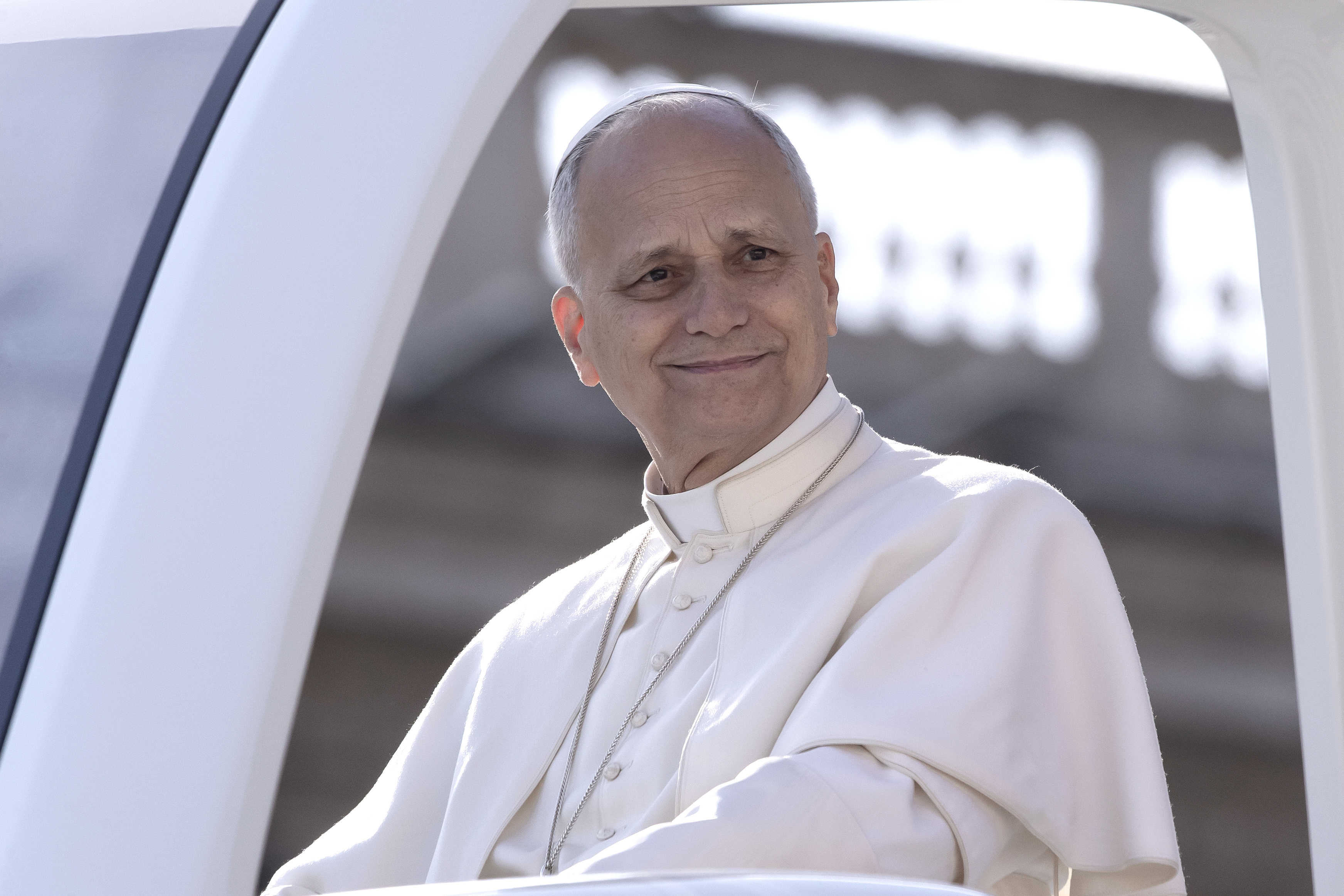 Papa Leon al XIV-lea va fi externat de la Spitalul Gemelli după intervenția chirurgicală de la plămân