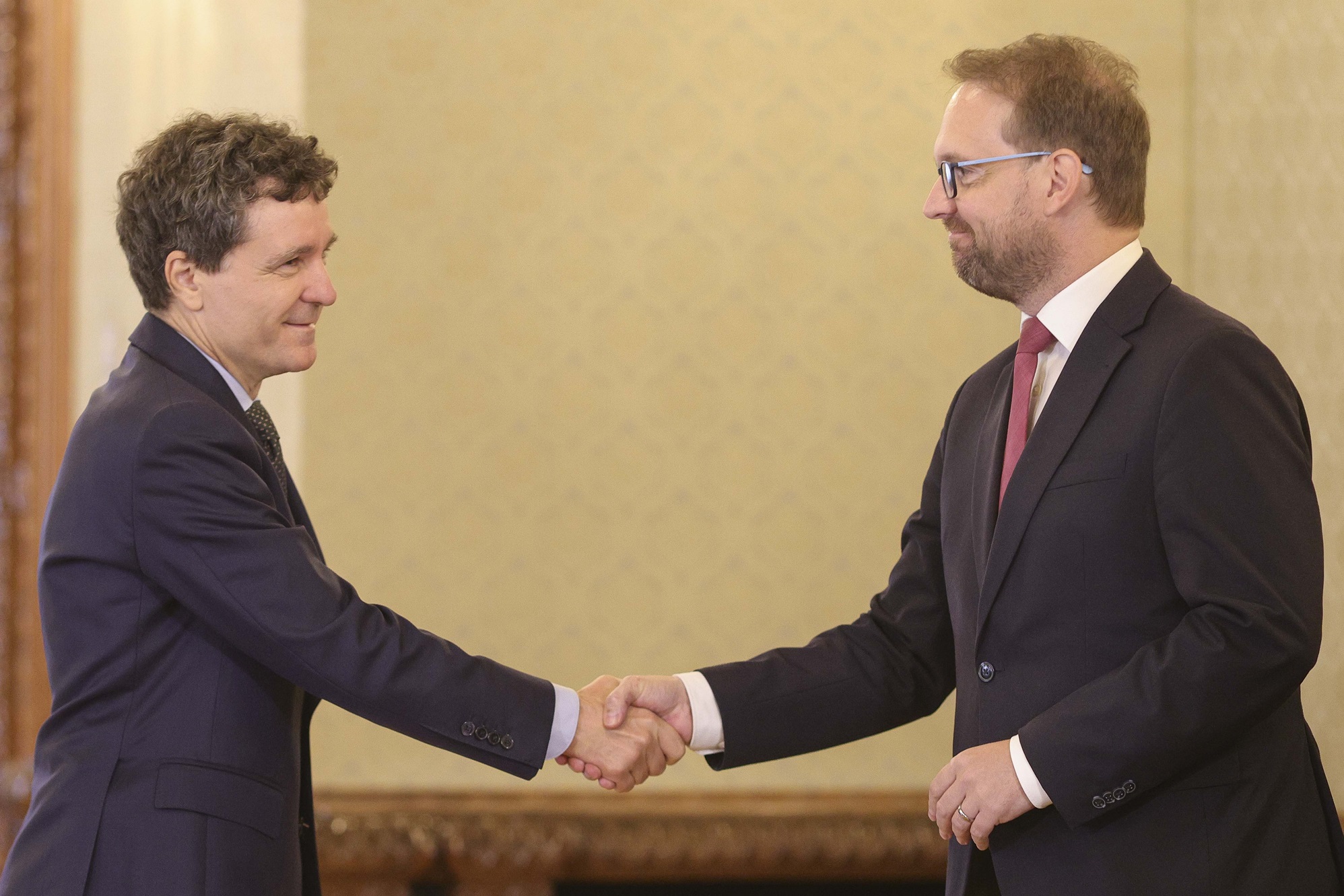Dominic Fritz despre viitorul Guvernului: USR susține Siegfried Mureșan, dar rămâne deschisă și la alte variante