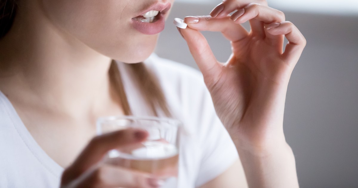 Riscurile automedicației în timpul răcelii: de ce antibioticele nu tratează infecțiile virale