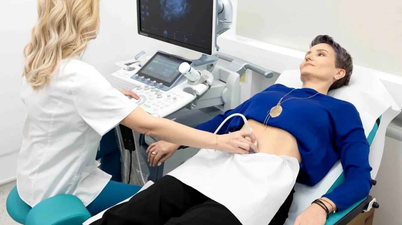 Supraigiena poate distruge echilibrul microbiomului vaginal, avertizează un medic ginecolog