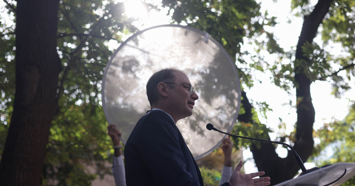 Premierul desemnat Luca Niculescu s-a reunit cu miniștrii propuși la Vila Lac