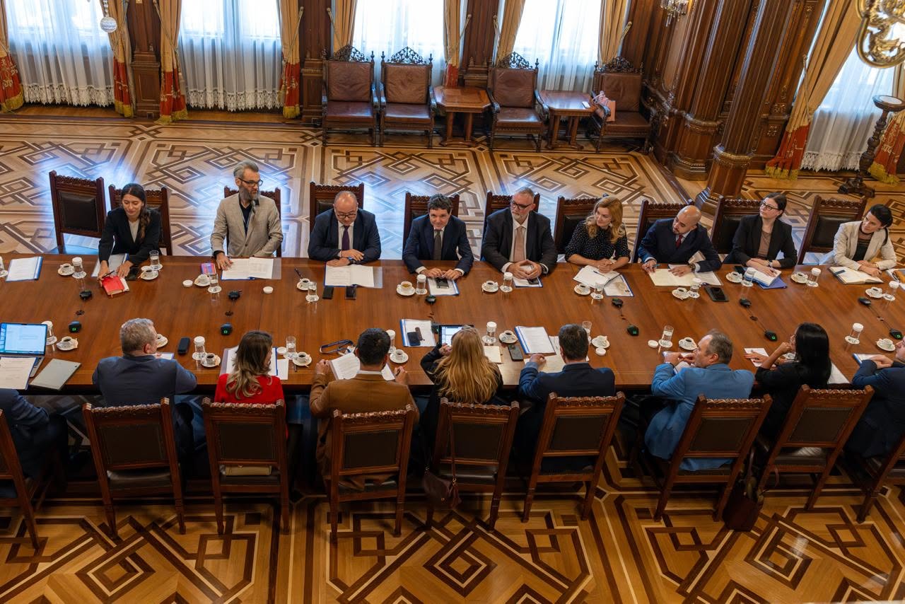 România analizează poziția în economia inteligenței artificiale la Palatul Cotroceni