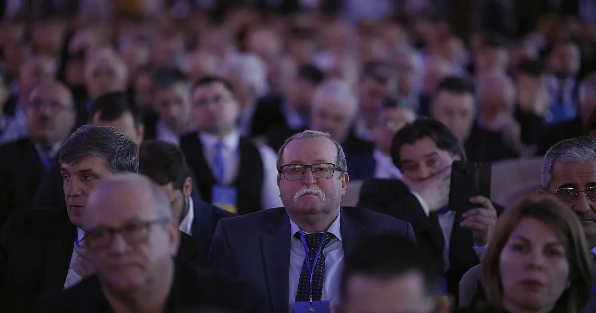 Demisii în masă în cadrul PNL: Demnitarii și prefecții vor părăsi funcțiile ocupate