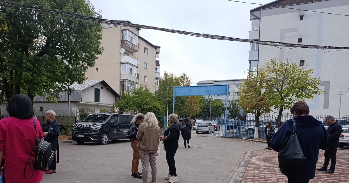 Mecanism pentru a oferi a doua șansă directorilor de școli eliminați din concurs