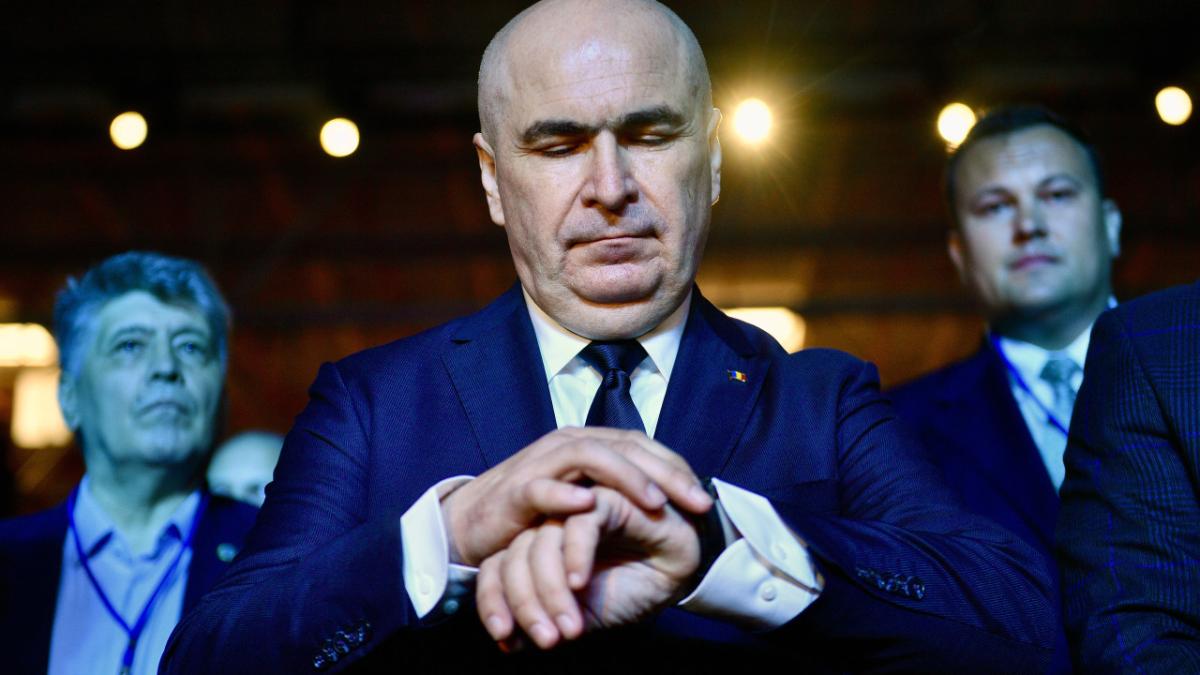 Votul pentru Guvernul Luca Niculescu poate dezvălui numărul de dizidenți din PNL, susține Bogdan Chirieac