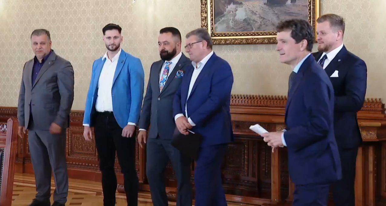 Robert Alecu propune organizarea alegerilor anticipate pentru rezolvarea crizei politice