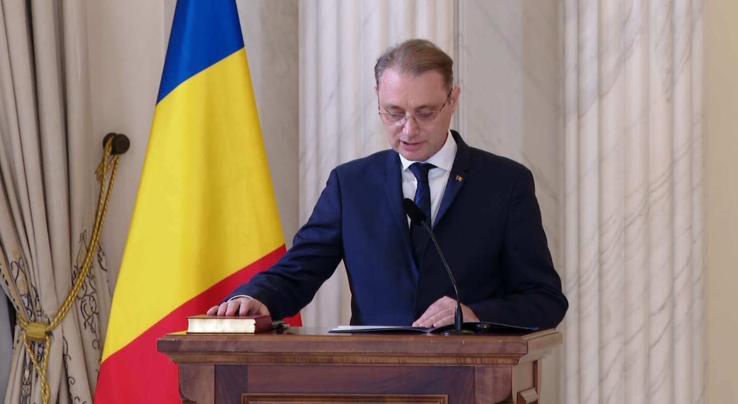 Guvernul Niculescu a depus jurământul la Palatul Cotroceni. Cabinetul este oficial în funcție