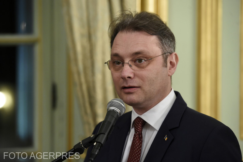 Noul guvern condus de Luca Niculescu își începe activitatea după învestire