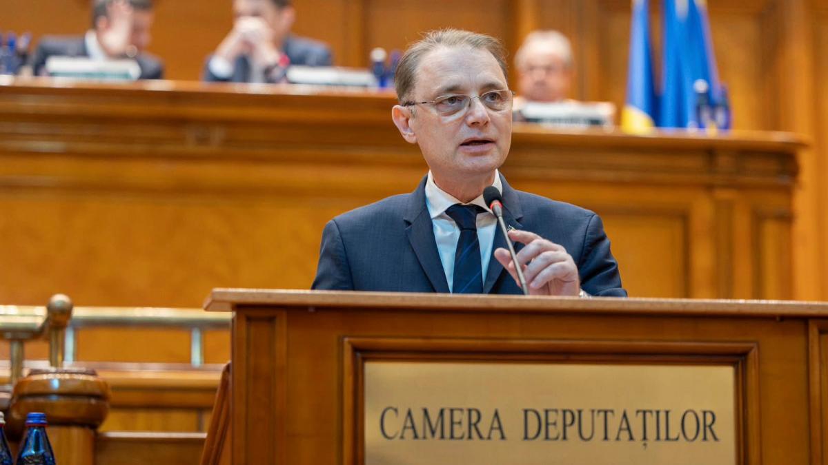 Noul Guvern a depus jurământul: Luca Niculescu anunță un Cabinet mixt cu orientare pro-occidentală