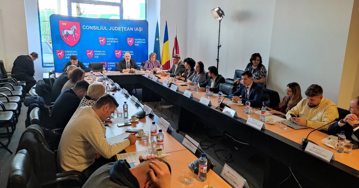 Se modifică componența Consiliului Județean Iași: cine va ocupa mandatele vacante ale PNL