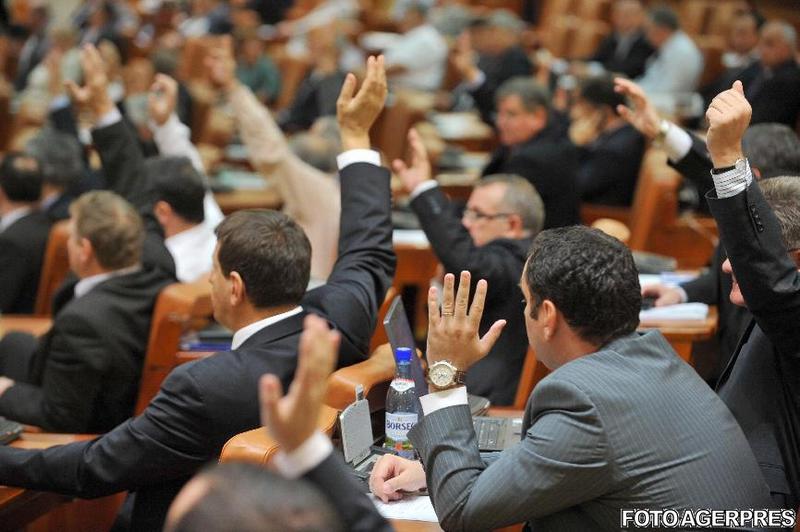 Siegfried Mureșan se confruntă cu dificultăți în formarea Guvernului: calculele voturilor sunt incerte