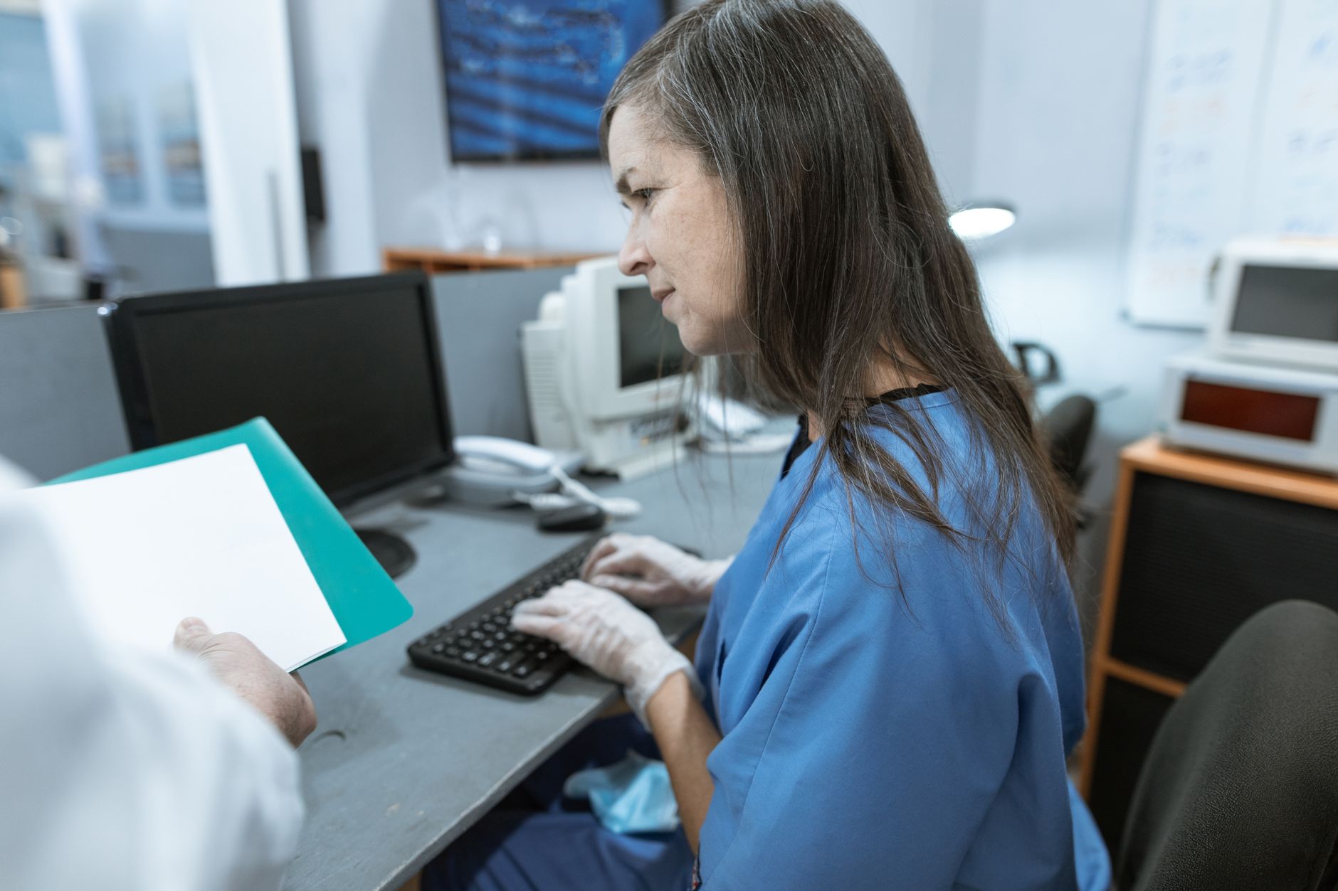 Sistemul medical din România are nevoie de peste 11 miliarde de lei pentru acoperirea facturilor restante