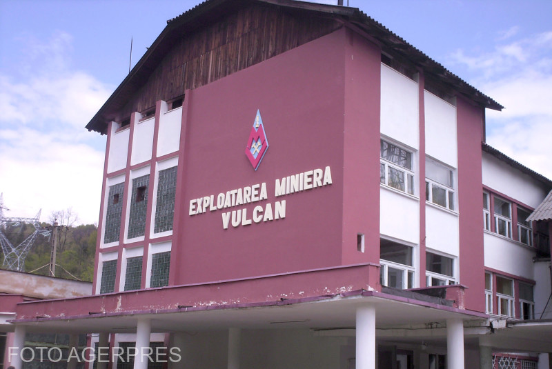 Protestul minerilor din mina Vulcan s-a încheiat după două zile de autoblocare în subteran