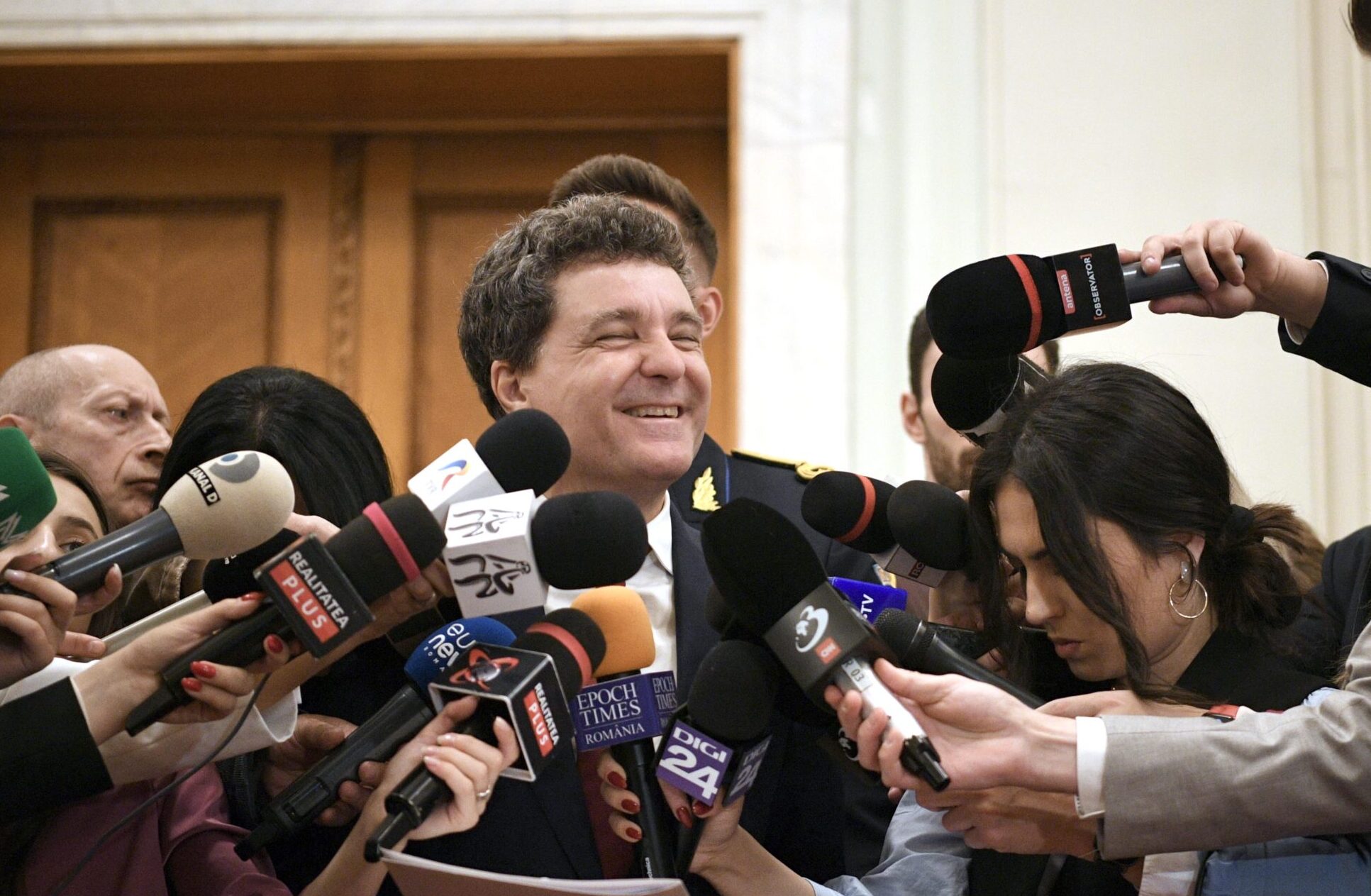 Nicușor Dan nu l-a anunțat pe Ilie Bolojan despre numirea lui Siegfried Mureșan pentru funcția de premier