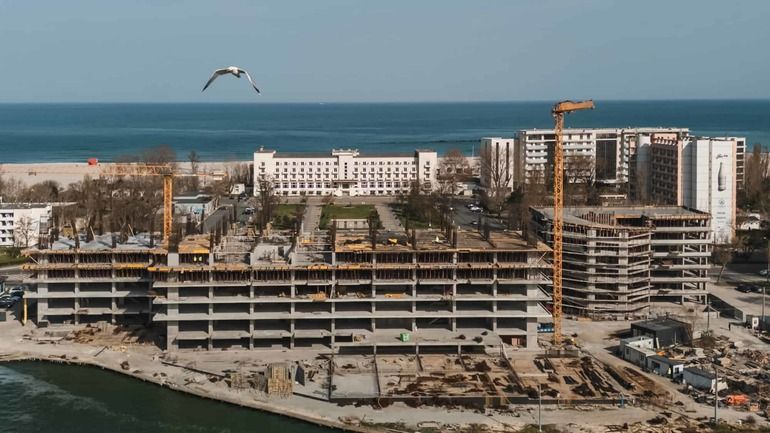 Proiect rezidențial premium la Mamaia, finanțat prin garanții oferite de rude ale unor foști lideri locali