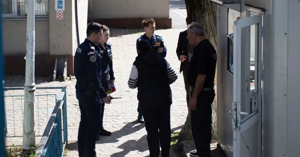Nicușor Dan cere măsuri urgente în școli după atacurile armate de la Bistrița și Pitești