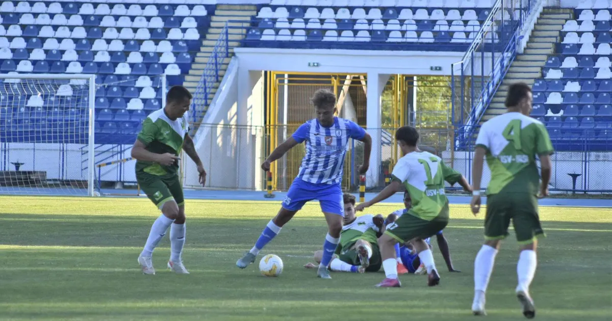 Tensiuni la clubul de fotbal din Iași după plata parțială a salariilor pentru grupele de copii