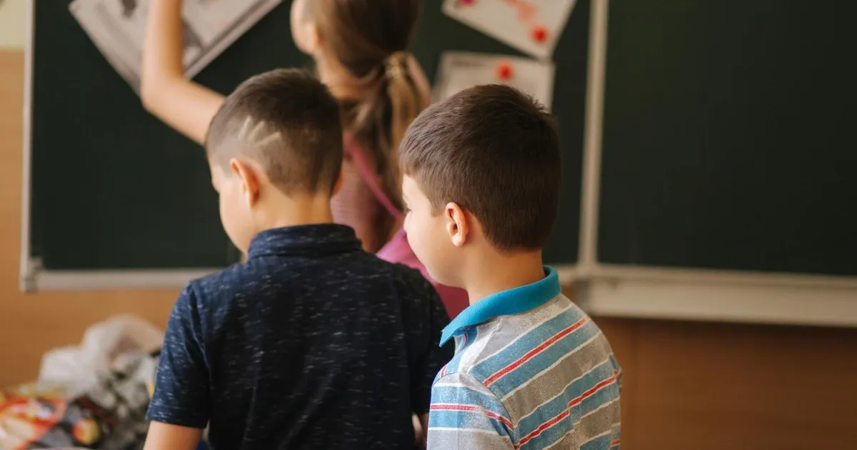 Doar 11.000 de copii din Diaspora învață limba română în școli, conform datelor ILR