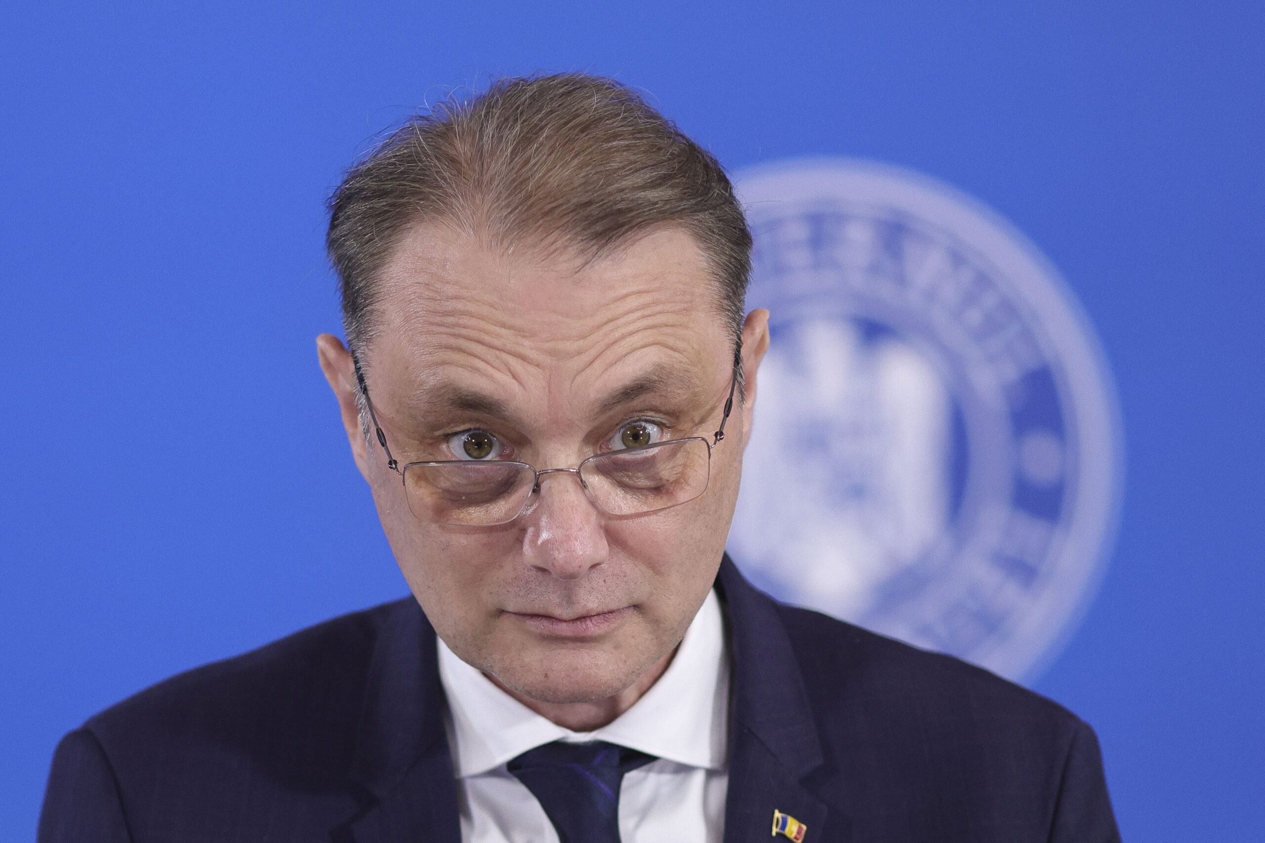 Guvernul pregătește un plan integrat pentru creșterea siguranței elevilor în școli