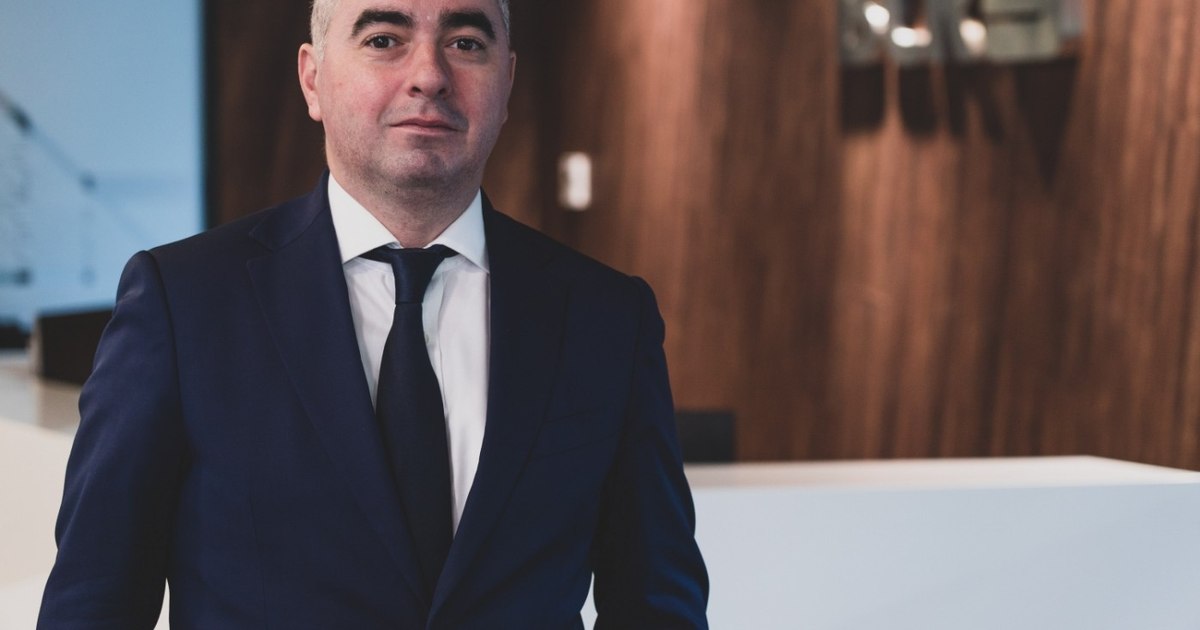 Economia României în prag de recesiune: Când vor vedea cetățenii o îmbunătățire a puterii de cumpărare