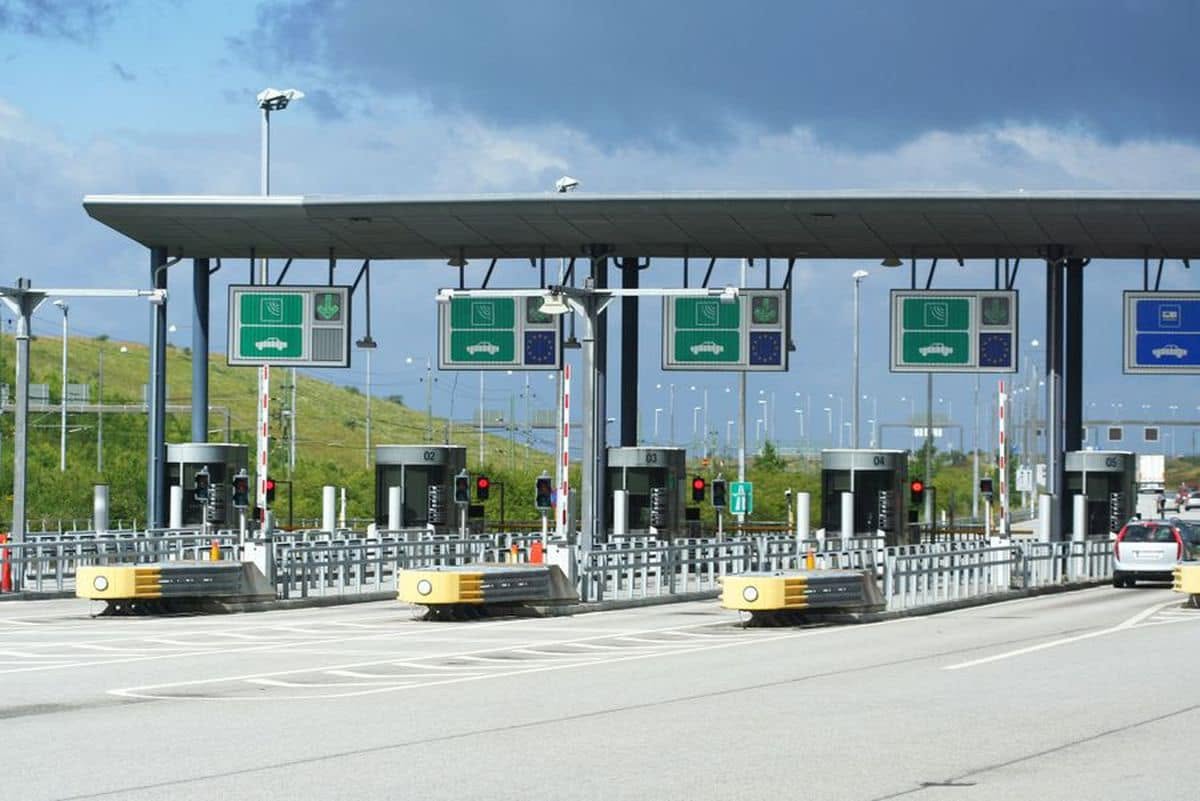 CNAIR pregătește concedieri colective pentru 98 de angajați după eliminarea tarifelor de pe podurile dunărene