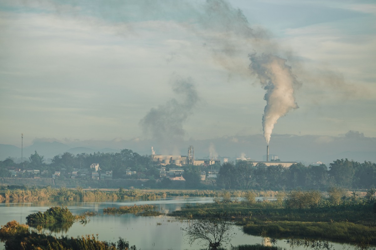 Poluarea mediului poate crește riscul de comportamente suicidare, avertizează cercetătorii