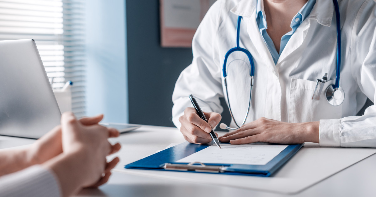 Monitorizarea sănătății în funcție de vârstă: ce analize și investigații sunt recomandate de medic