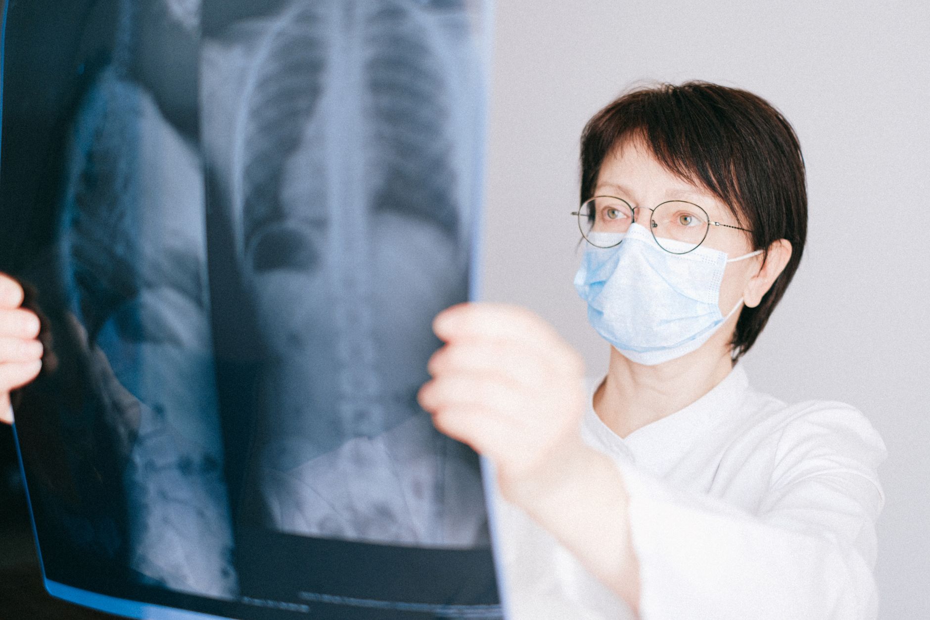 O fotografie cu fața poate prezice șansele de supraviețuire ale pacienților cu cancer, arată un studiu
