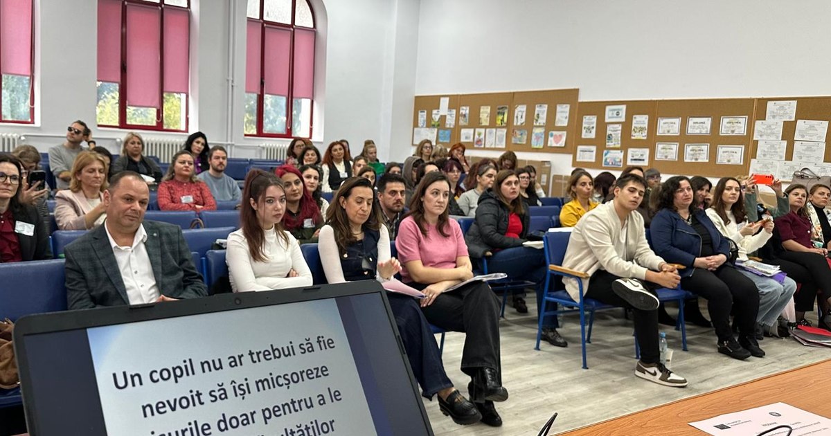 Provocări în orientarea elevilor: Lipsa banilor îi împiedică pe tineri să își aleagă cariera dorită