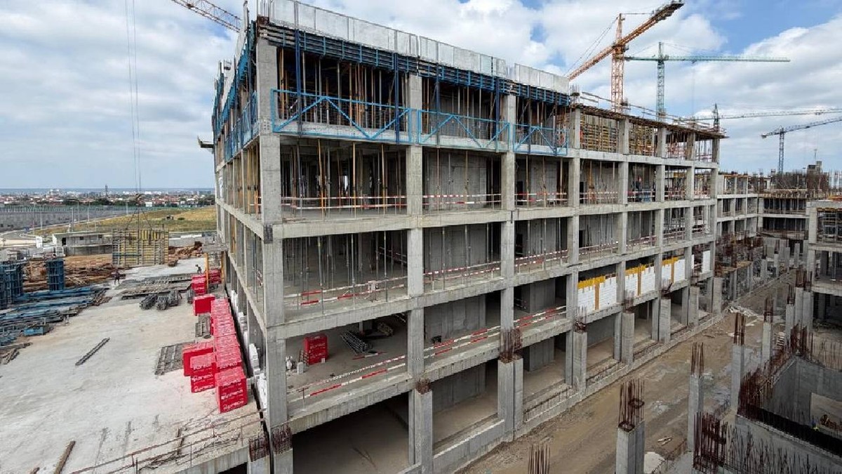 Spitalele regionale din Craiova, Iași și Cluj sunt din nou amânate; finalizarea este prevăzută abia în 2029