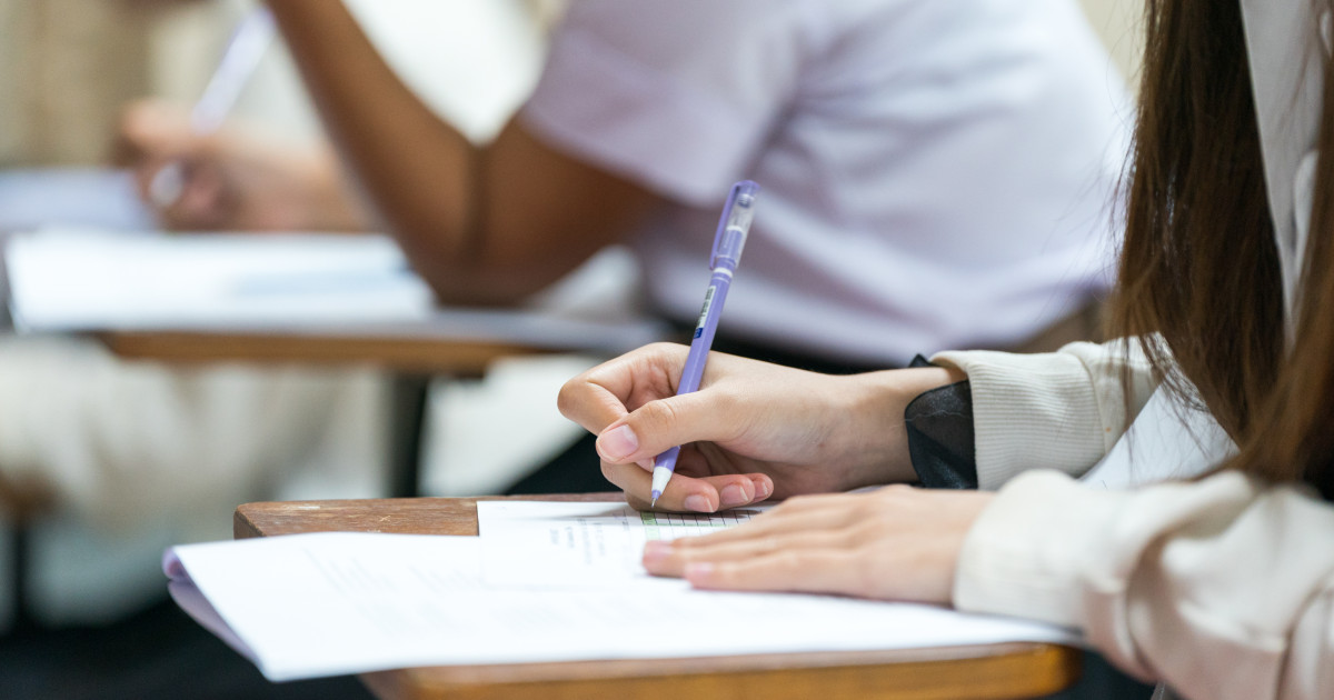Ministrul Sorin Costreie propune introducerea unor probe suplimentare la Evaluarea Națională din clasa a 8-a