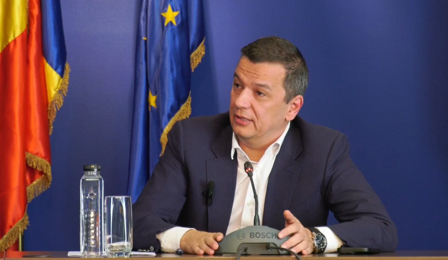 Grindeanu propune premierului Luca Niculescu asumarea răspunderii pentru reformele statului