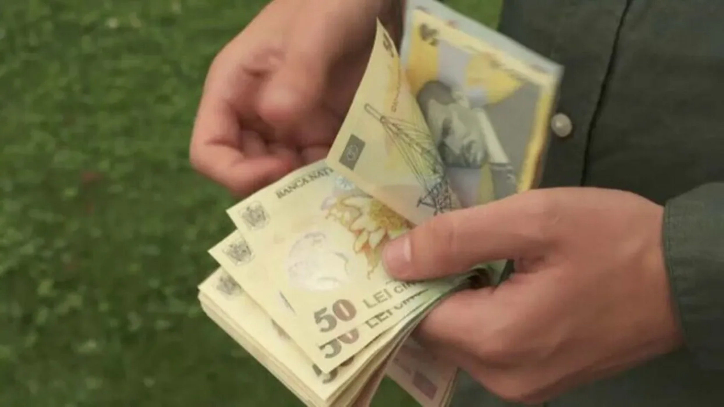 Salariul minim brut rămâne la 4.325 de lei de la începutul anului 2027