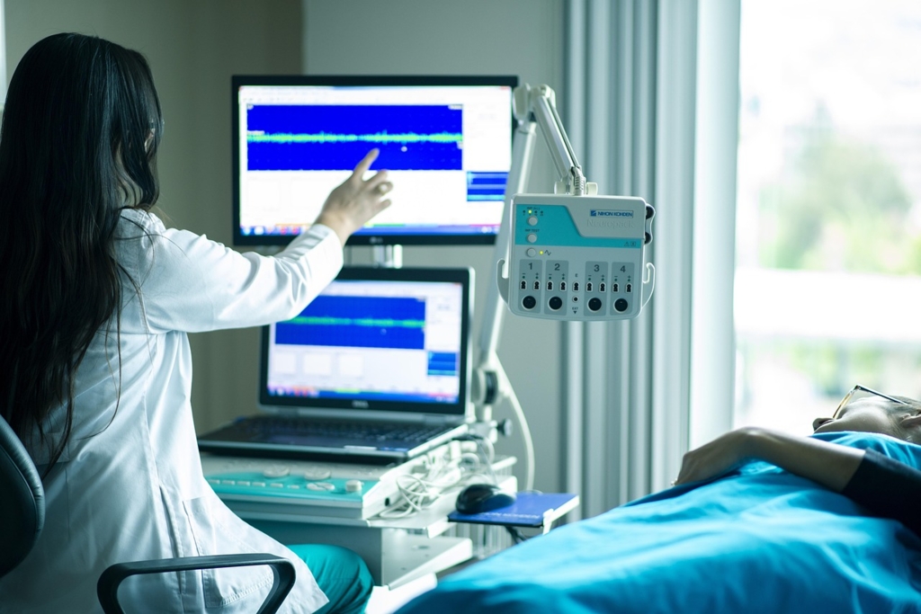Schimbări în plata gărzilor medicale: Rezidenții de anul I-III vor fi plătiți, iar tarifele vor deveni progresive