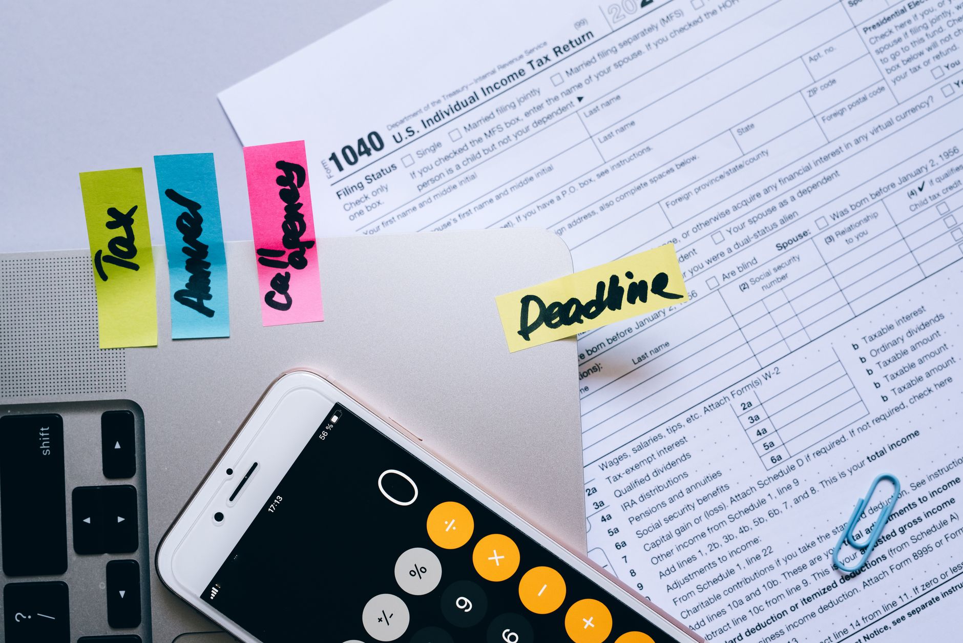 Scenarii pentru anul 2027: posibile majorări de pensii și creșteri ale impozitului pe salarii