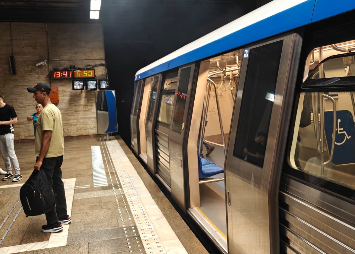 Sindicaliștii de la Metrorex amenință cu greva dacă nu se negociază noul contract colectiv de muncă