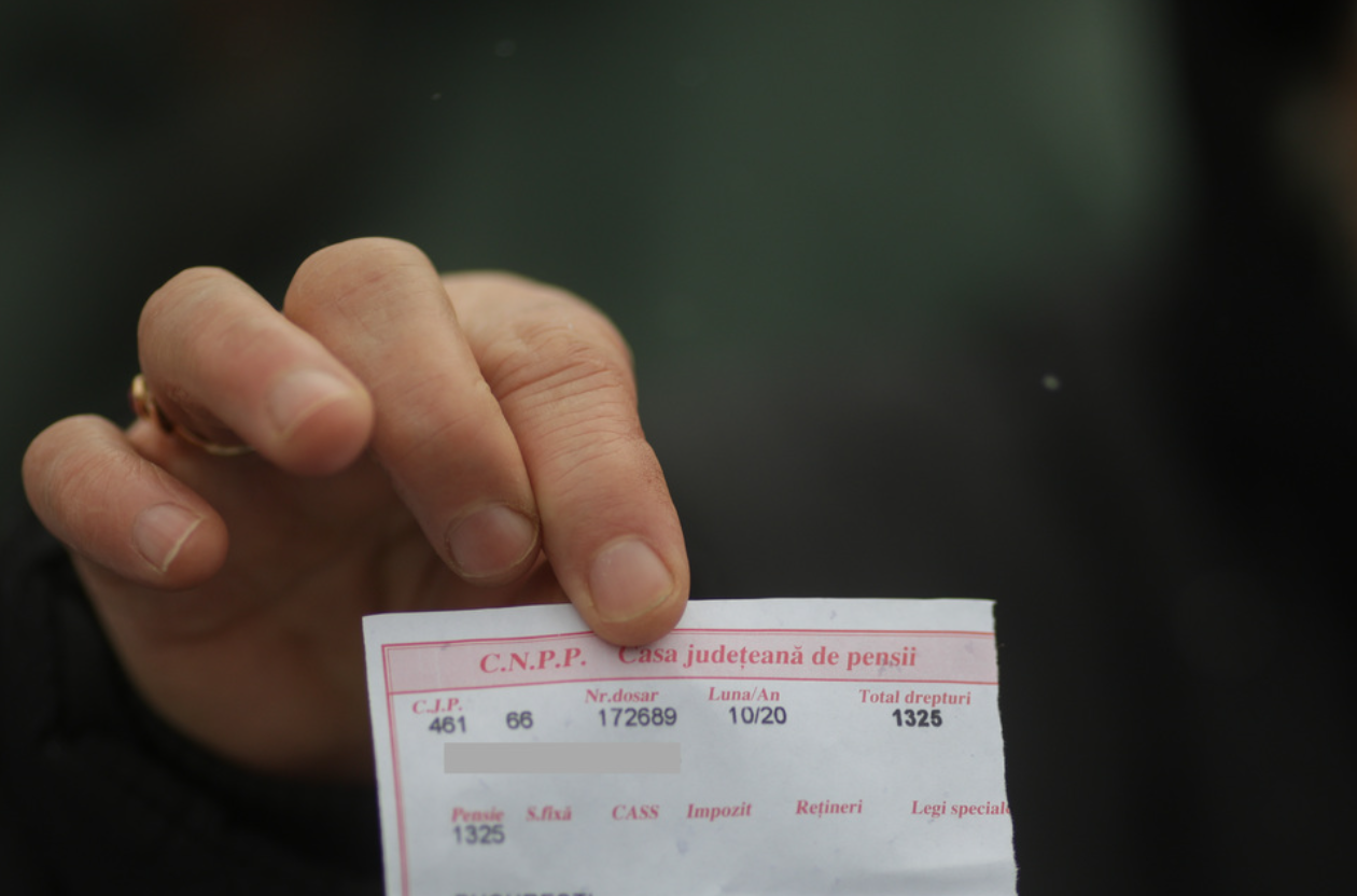 Taloanele de pensie vor avea cod QR sau cod de bare pentru scutiri de transport