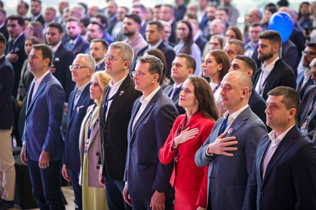 USR a ales noua conducere a partidului la Congresul de la Timișoara