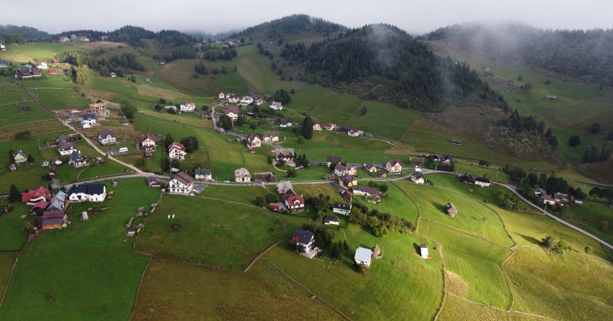 Turismul rural în România traversează o perioadă dificilă: scăderi la sosiri și înnoptări în pensiunile agroturistice