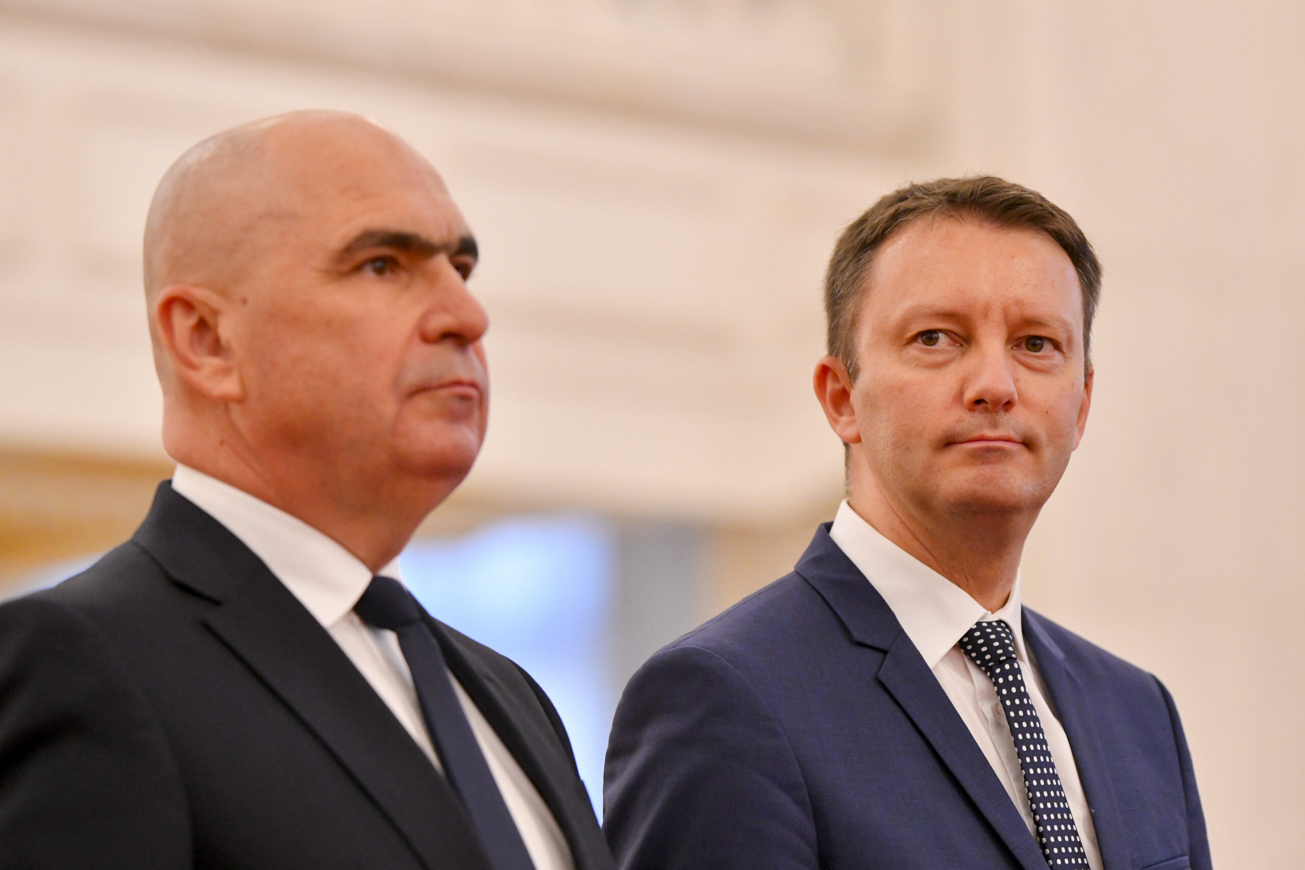 Amenințări cu dezastru economic în România după desemnarea lui Siegfried Mureșan pentru funcția de premier