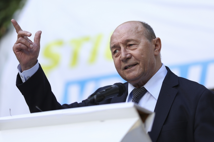 Traian Băsescu reacționează la acuzațiile lui Kelemen Hunor: „Își caută stăpân” în România